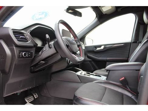 Used 2023 Ford Escape ST-Line w/ Cold Weather Package FWD image 12