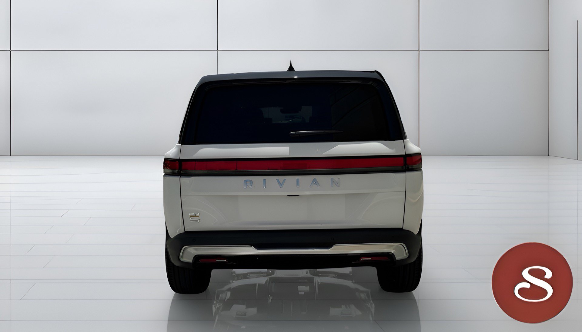 Used 2024 Rivian R1S Adventure Quad AWD/4WD image 7