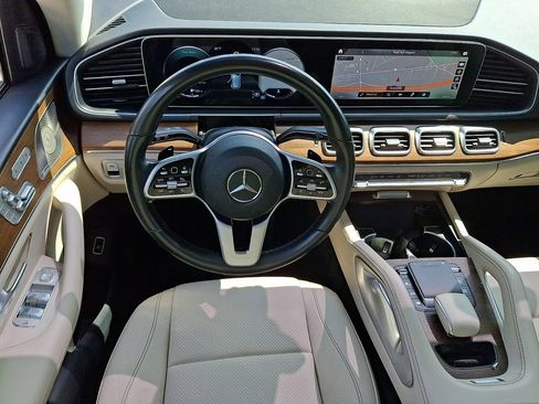 Used 2021 Mercedes-Benz GLE 350 w/ 3rd Row Seat Package image 11