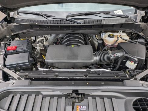 Used 2024 Chevrolet Silverado 1500 LT image 35