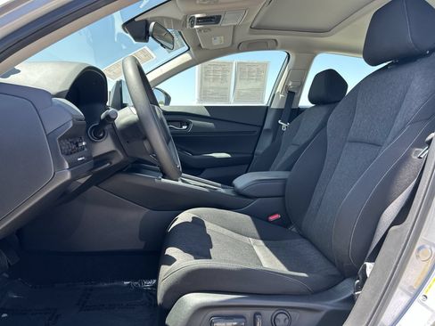 Certified 2023 Honda Accord EX image 13