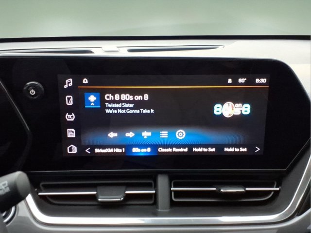 Used 2024 Chevrolet Trax ACTIV w/ Sunroof Package FWD image 19