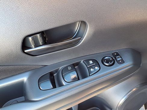 Used 2025 Nissan Kicks Play S image 19