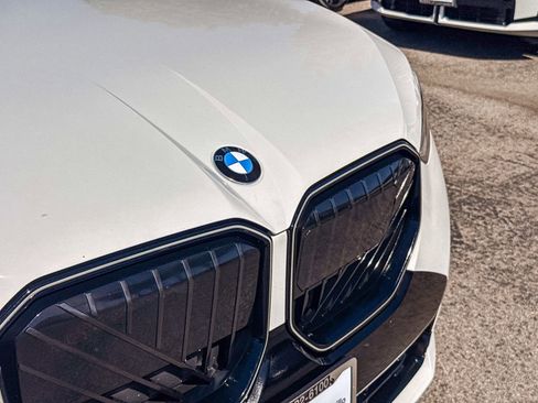 Certified 2025 BMW X3 xDrive30i w/ M Sport Package image 9