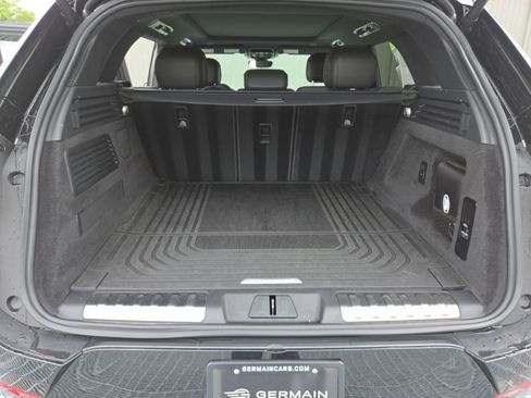Used 2025 Land Rover Range Rover Sport Dynamic SE AWD/4WD image 10