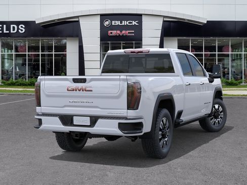 New 2026 GMC Sierra 3500 Denali w/ Denali Reserve Package AWD/4WD image 4