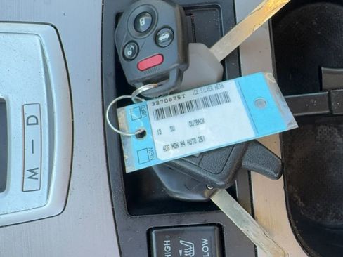 Used 2013 Subaru Outback 2.5i Limited w/ Moonroof Pkg image 12