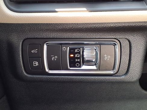 Used 2026 Lincoln Corsair Grand Touring w/ Jet Appearance Package AWD/4WD image 18