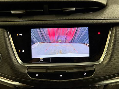 Used 2021 Cadillac XT5 Luxury FWD image 11