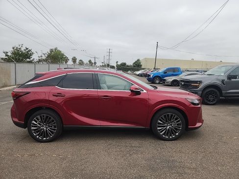 Used 2024 Lexus RX 450h AWD w/ Convenience Package image 17