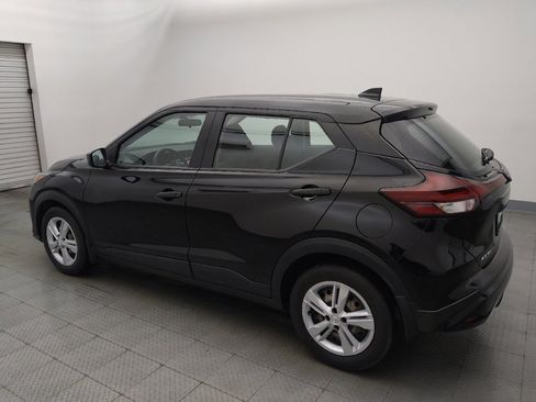 Used 2024 Nissan Kicks S FWD image 3