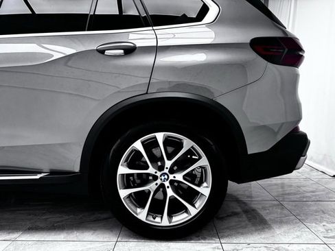 Used 2024 BMW X5 xDrive40i image 12