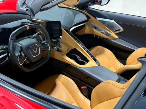 Used 2024 Chevrolet Corvette Stingray Preferred Conv w/ Z51 Performance Package RWD image 11