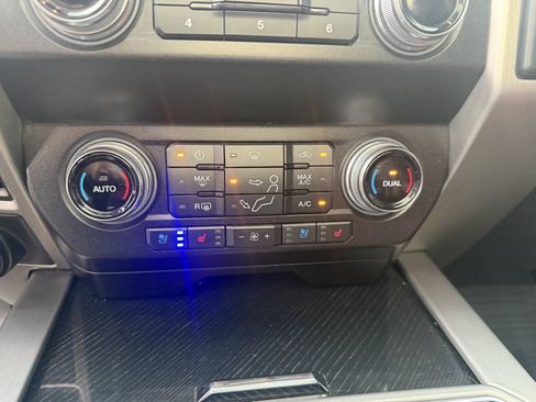 Used 2021 Ford F250 Platinum AWD/4WD image 40