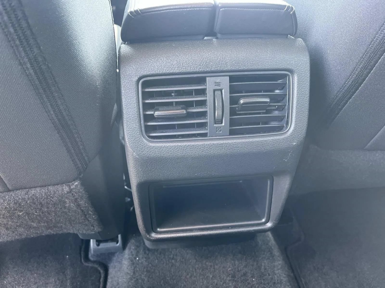 Used 2023 Nissan Rogue S FWD image 18