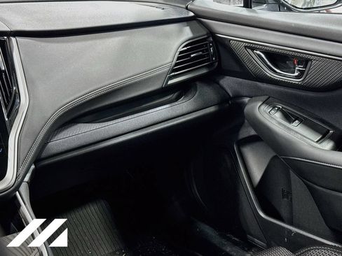 Used 2025 Subaru Outback Premium AWD/4WD image 23