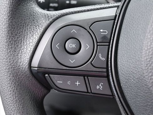 Used 2020 Toyota RAV4 XLE w/ Convenience Package AWD/4WD image 17