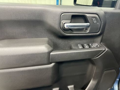 Used 2025 Chevrolet Silverado 2500 Custom w/ Custom Value Package AWD/4WD image 20
