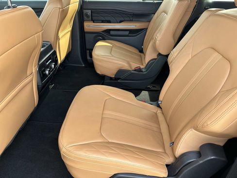 Certified 2024 Ford Expedition Max Platinum image 14