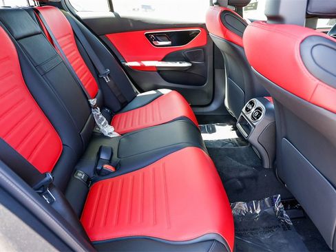 New 2025 Mercedes-Benz C 300 Sedan image 18