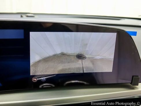 New 2025 Cadillac Lyriq Luxury w/ LPO, Floor Liner Package image 16