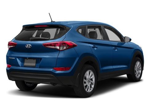 Used 2017 Hyundai Tucson SE FWD image 2