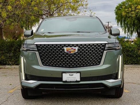 Certified 2023 Cadillac Escalade ESV Premium Luxury image 4