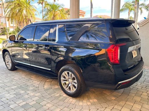 Used 2021 GMC Yukon XL SLT AWD/4WD image 30