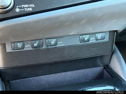 Used 2025 Lexus ES 300h w/ Premium Package image 24