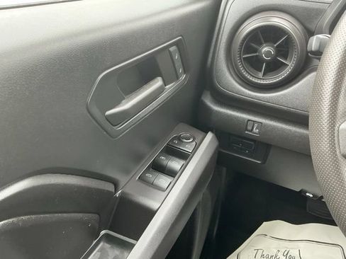 Used 2023 Chevrolet Colorado Trail Boss w/ Technology Package AWD/4WD image 25