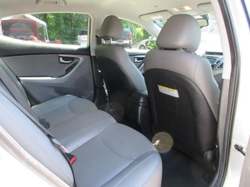 Used 2014 Hyundai Elantra Limited FWD image 15
