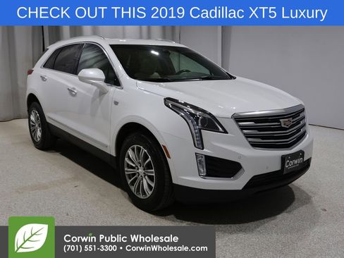 Used 2019 Cadillac XT5 Luxury image 1
