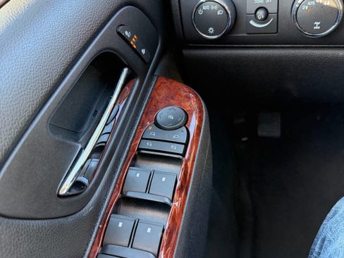 Used 2012 GMC Yukon 4WD Hybrid image 64