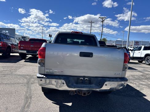 Used 2007 Toyota Tundra SR5 w/ Convenience Pkg AWD/4WD image 4