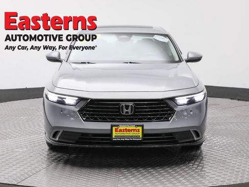 Used 2024 Honda Accord EX-L image 2