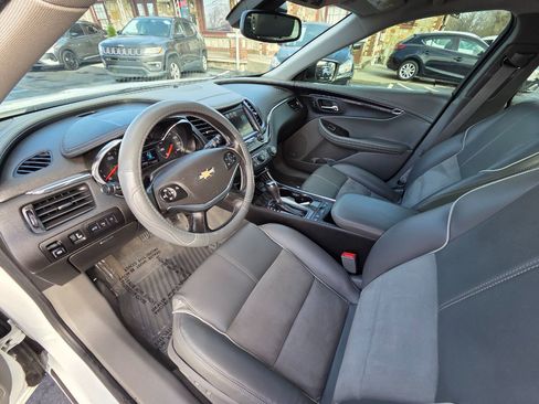 Used 2015 Chevrolet Impala LT image 11