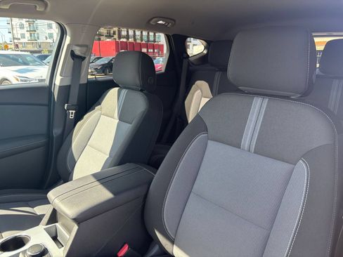 Used 2026 Chevrolet Blazer LT FWD image 27