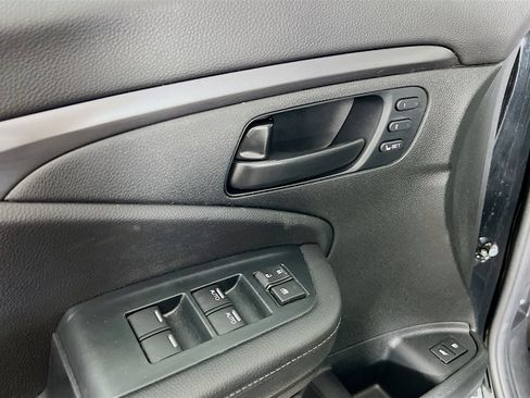 Used 2023 Honda Passport EX-L image 19