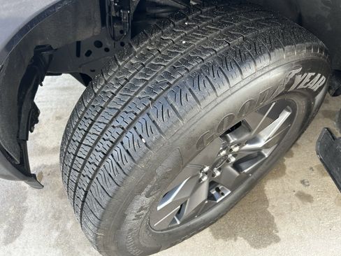 Used 2024 Ford F150 Lightning Lariat image 65