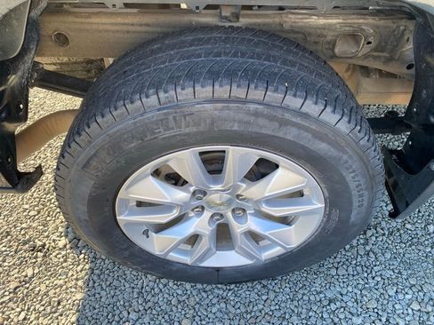 Used 2021 Chevrolet Silverado 1500 Custom w/ LPO, Dark Essentials Package image 24