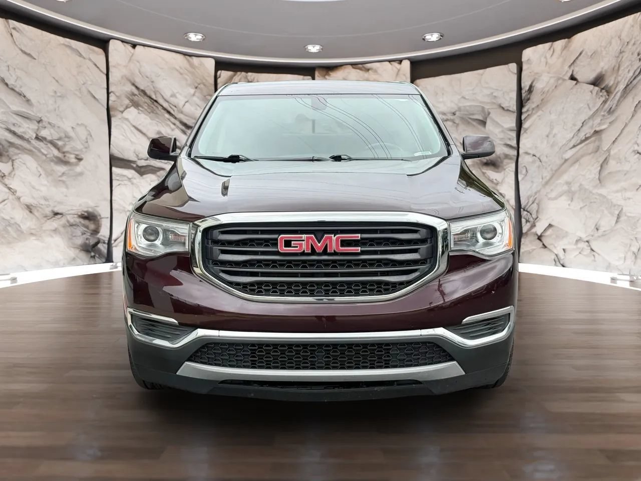 Used 2018 GMC Acadia SLE w/ LPO, Protection Package FWD image 2