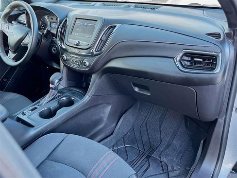 Used 2024 Chevrolet Equinox RS w/ LPO, Floor Liner Package image 32
