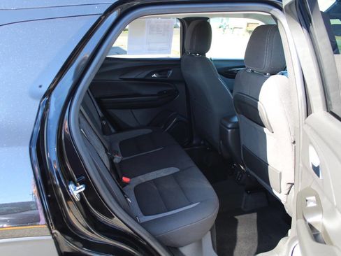 Used 2024 Chevrolet TrailBlazer LT w/ Convenience Package image 16