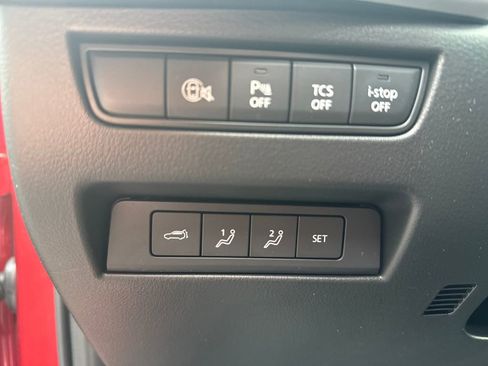 Certified 2026 MAZDA CX-70 3.3 Turbo w/ Preferred Package image 11