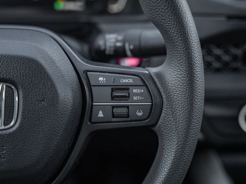 Used 2023 Honda Accord LX image 22