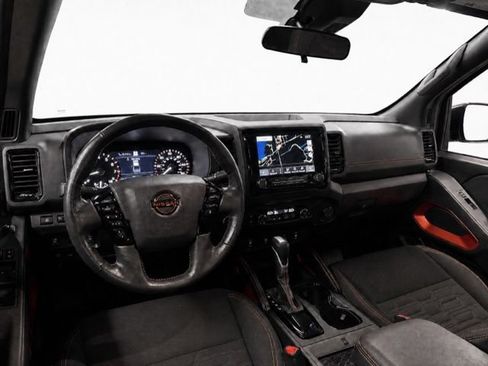 Used 2024 Nissan Frontier PRO-4X w/ Pro Convenience Package AWD/4WD image 29