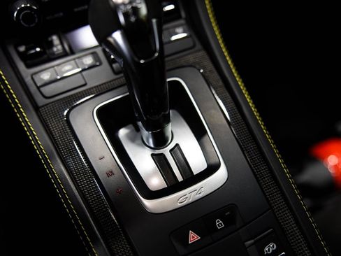 Used 2021 Porsche 718 Cayman GT4 image 29