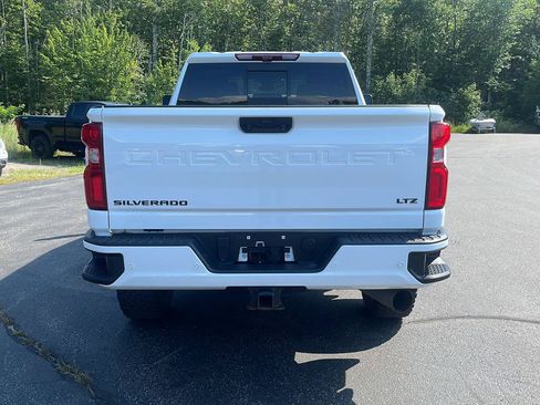 Used 2024 Chevrolet Silverado 2500 LTZ w/ LTZ Plus Package AWD/4WD image 7