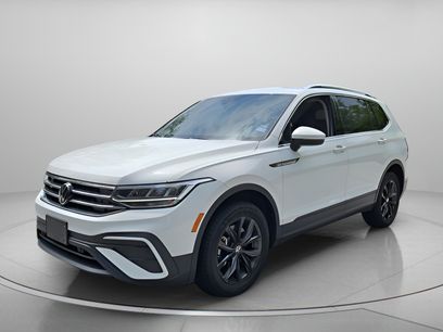 Certified 2024 Volkswagen Tiguan SE