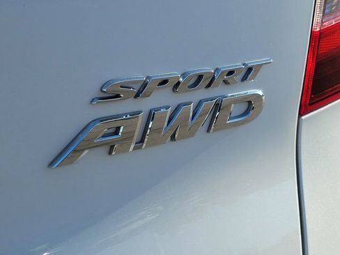 Certified 2022 Honda Pilot Sport image 8